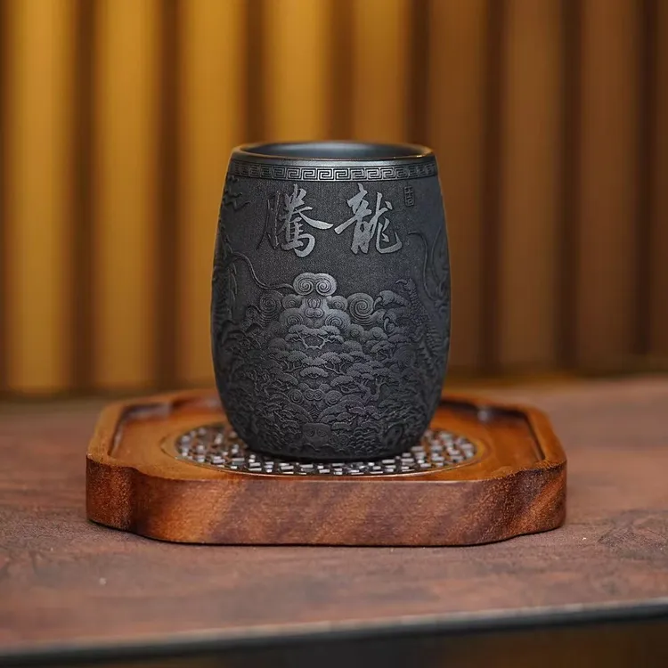 宜兴原矿紫砂石黄全手工刻绘龙腾主人杯高端品茗杯