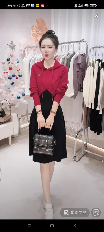 【编码897】红色运动休闲假两件连帽长袖 2025女款爆款针织女春秋裙