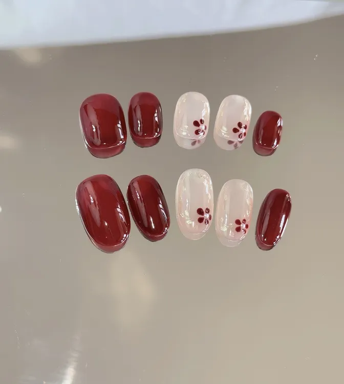 纯手工红色猫眼显白轻奢可重复佩戴穿戴甲甲片美甲秋冬新款高级感