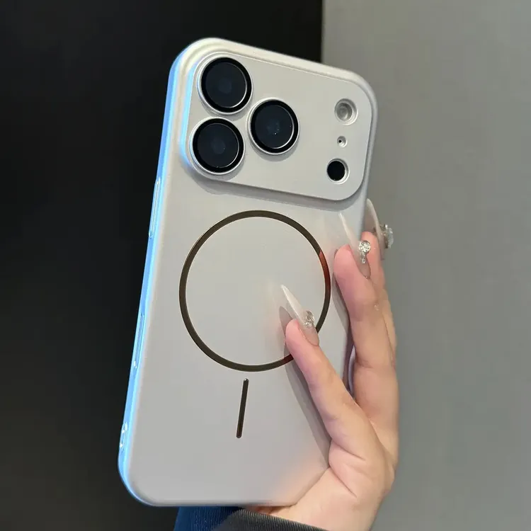 适用苹果17promax手机壳超薄磨砂肤感细圈磁吸16硬壳带镜头膜简约