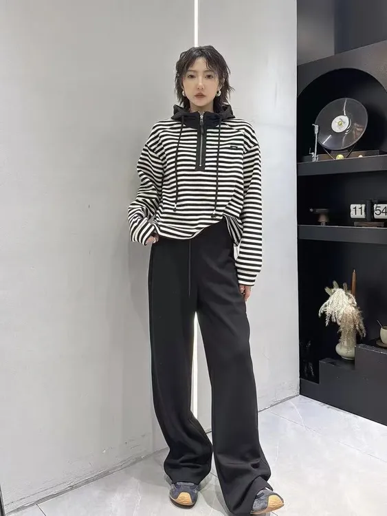 秋季韩版高级感显瘦百搭上衣设计感拉链长袖条纹连帽卫衣女512269
