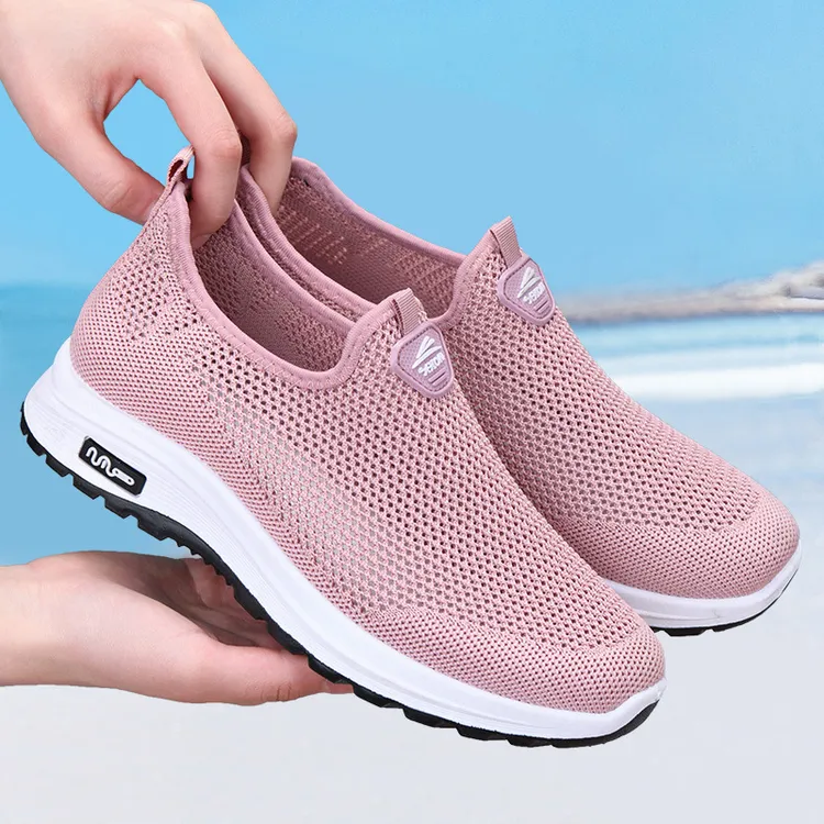 中老年妈妈鞋新款老北京布鞋女夏季透气网面镂空大网眼休闲运动鞋