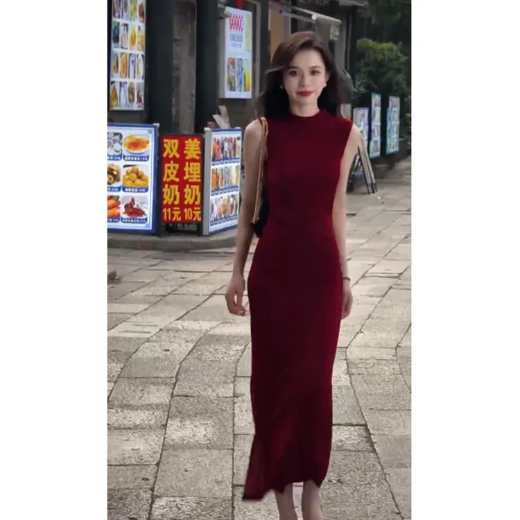 夏季新款轻熟风气质高级感显瘦红色背心连衣裙女百搭休闲包臀长裙