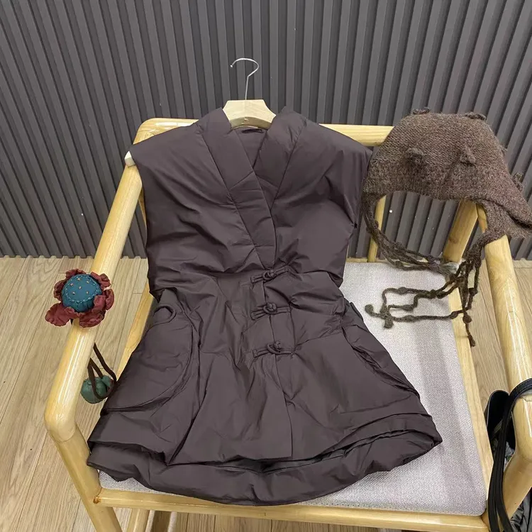 秋冬新中式盘扣90白鸭绒羽绒马甲复古文艺百搭羽绒背心女W5179