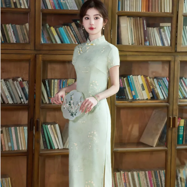 尘记【春堤晓】夏季新款小个子旗袍气质显瘦连衣裙少女修身碎花长裙