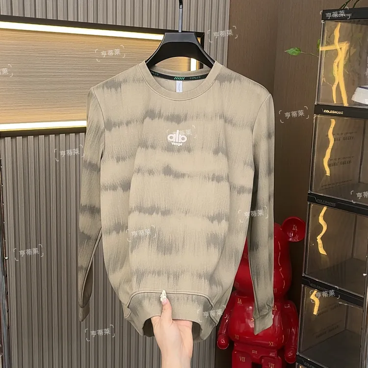 亨蒂莱秋冬季新款扎染刺绣百搭时尚圆领卫衣百搭宽松长袖男士上衣