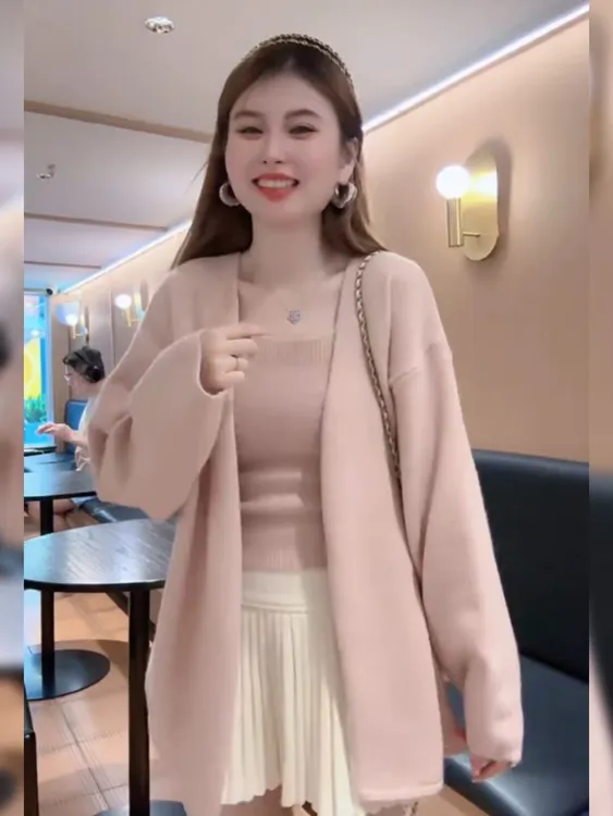 高版本】韩系净色甜美减龄宽松百搭毛衣背心上衣+开衫两件套