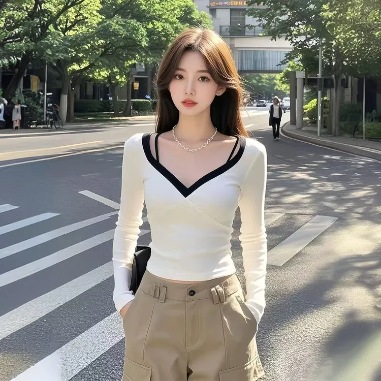 v领打底衫春装2025年新款女装爆款长袖t恤设计感独特别致短款上衣