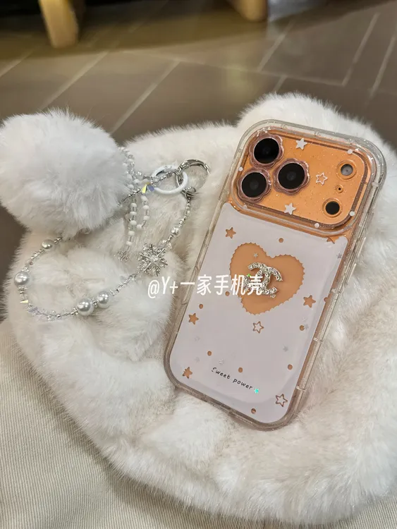 镂空爱心花朵镜头全包适用苹果17promax手机壳16/15/14防摔保护套