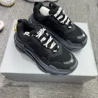 35码 全新原盒 巴黎世家 Triple S 黑色 潮鞋