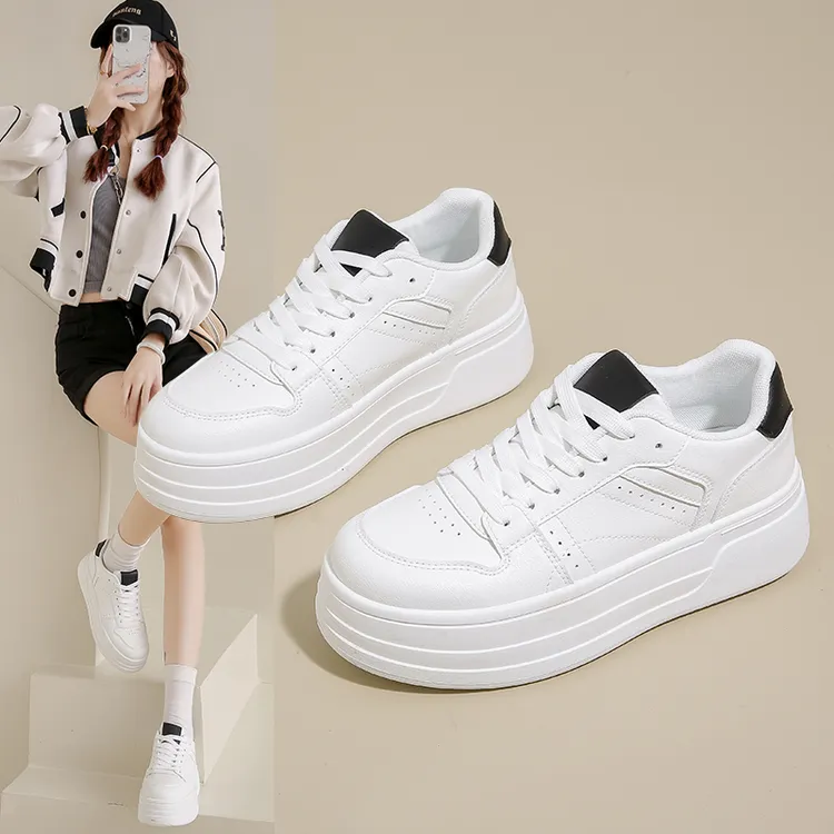 小白鞋女款2025爆款百搭女式舒适高颜值厚底鞋板鞋推荐网红休闲鞋