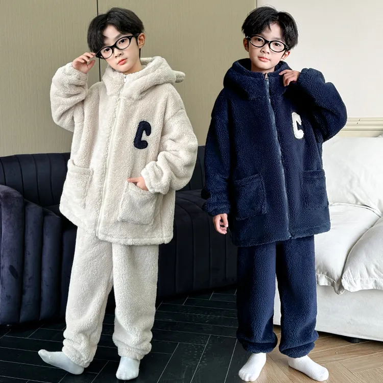 儿童装男童睡衣家居服连帽套装时尚新款秋冬季字母绣花柔软两件套