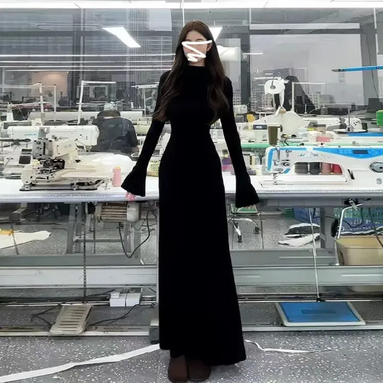 【升级款】喇叭袖长款法式织连衣裙女秋冬气质修身内搭长裙长袖收腰
