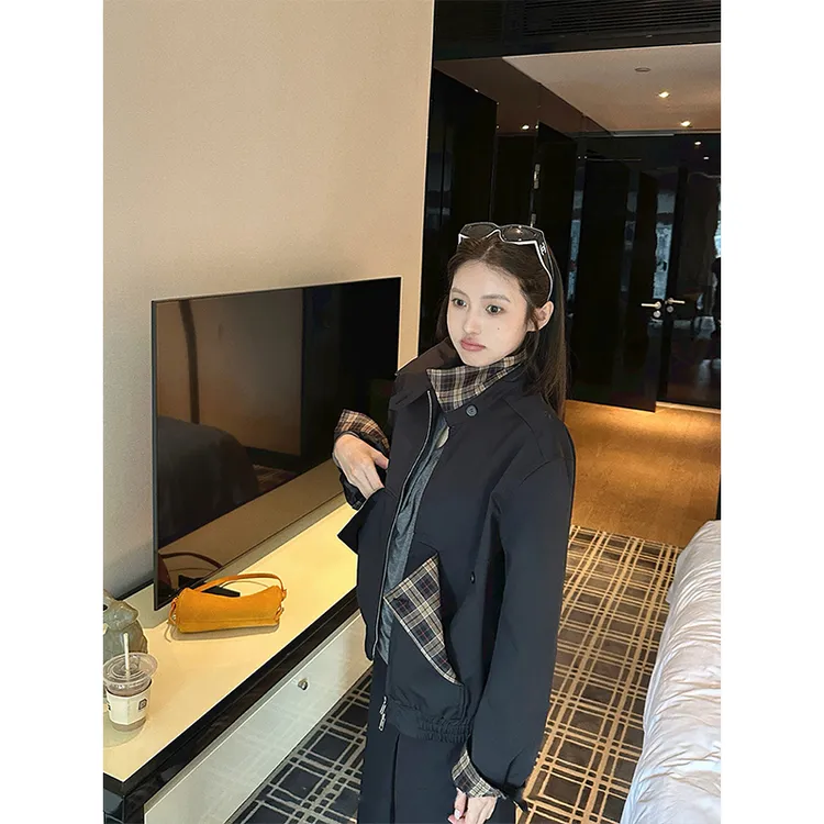 法式撞色格纹拼接翻领外套女2025秋季爆款设计感宽松百搭短款上衣