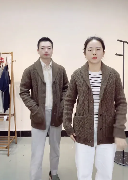 A110048 秋冬男装青果领毛衣外套时尚百搭经典针织衫保暖针织衫