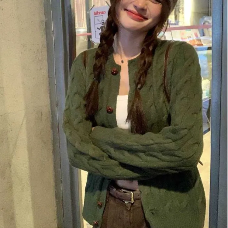 加厚麻花针织开衫外套女春季新款宽松韩系慵懒毛衣长袖上衣小香风