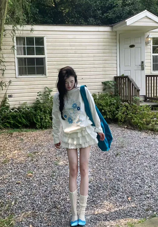 韩系圆领雏菊印花韩系长袖t恤2025早秋新款白色蛋糕裙两件套装