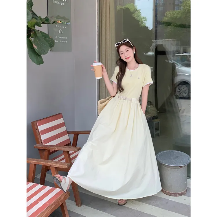 张汽水法式黄色圆领拼接连衣裙气质收腰法式长裙显瘦裙子Z15872