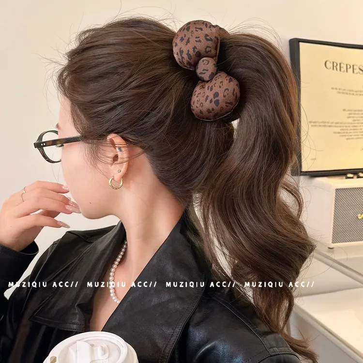 木子秋巨可爱~kt蝴蝶结香蕉夹ins高级感简约豹纹时尚发夹百搭发卡