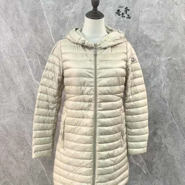 99新 MONCLER 海囤K/蒙口上衣/压痕/XL码/fy162593女装外套