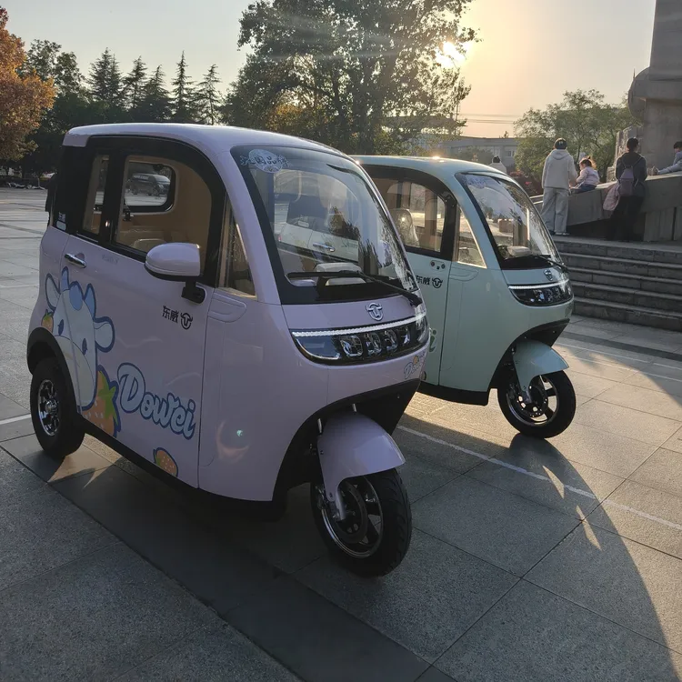 东威哆米国标电动三轮车小巧灵活可上牌适合宝妈东威电动三轮车