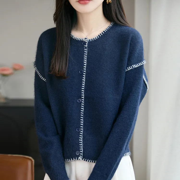 微胖mm春秋特大码女士毛衣遮肚子巨显瘦上衣内搭可外穿针织打底衫