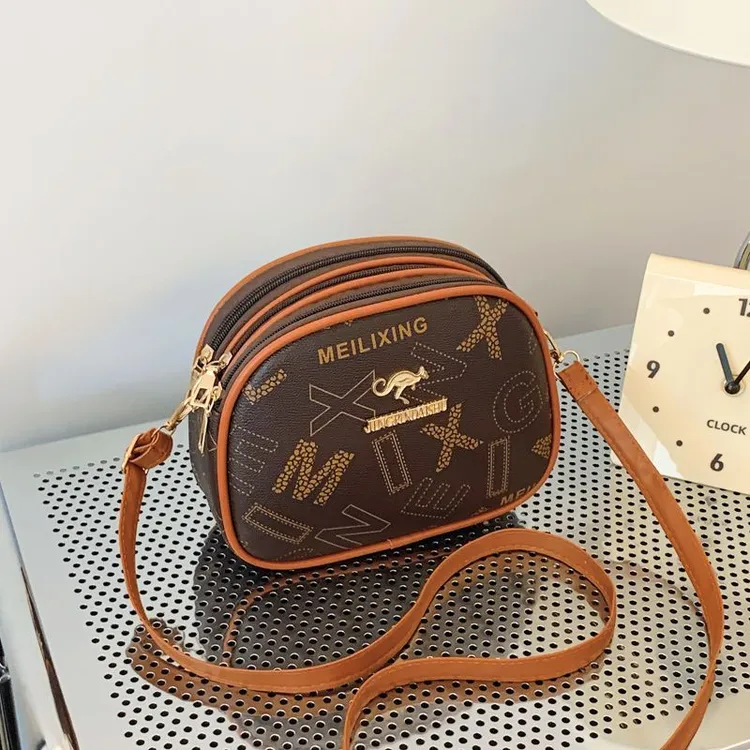 2024新款韩版个性印花女士中年时尚大容量斜挎包小圆包单肩手机包