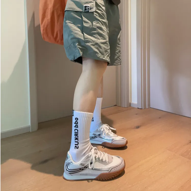 URBANHOOD6050复古薄底耐磨减震老爹鞋透气未来运动慢跑鞋