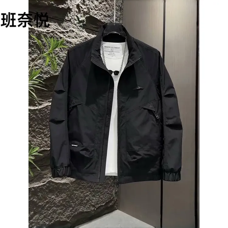 春秋季新款简约纯色立领外套男士时尚潮流痞帅百搭户外冲锋衣夹克