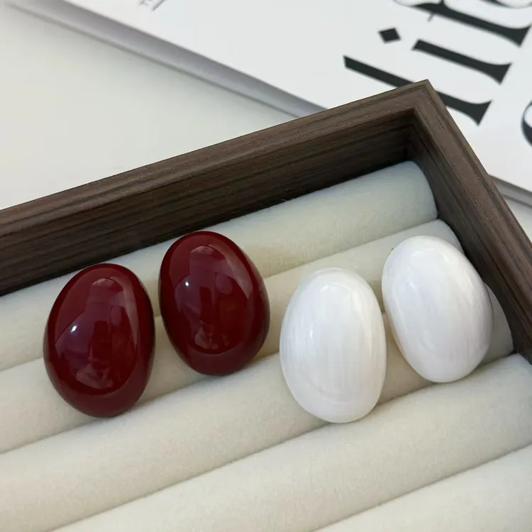 铜合金耳饰 时尚耳饰品小众气质红色耳钉简约法式素款轻奢女r630