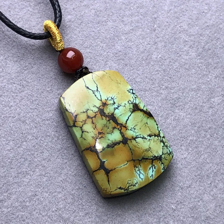 湖北松石平安无事牌（宽20×28×厚5）重：6.8