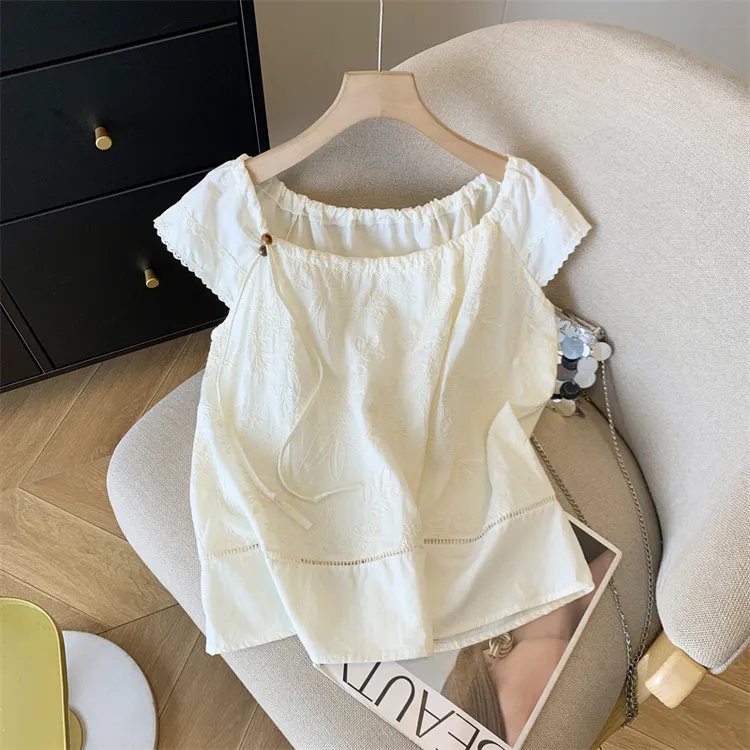 夏季新款刺绣蕾丝小飞袖衬衫洋气气质宽松绑带短款温柔减龄上衣