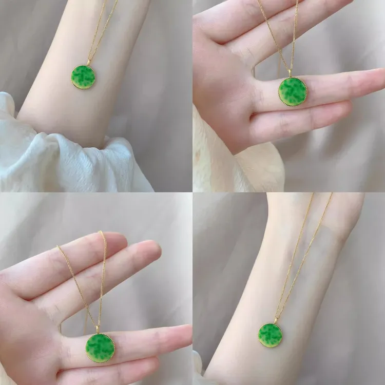 铜合金项链 高颜值 复古翠绿色无事牌项链女精致时尚新中式锁骨链