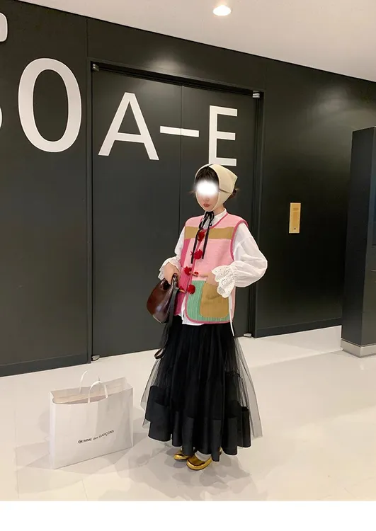 周美美 秘鲁Vinicunca色彩拼接正反两穿盘扣羊羔绒马甲