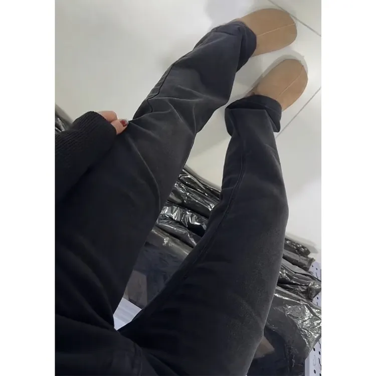 2025冬季新款高腰显瘦小个子穿搭黑色喇叭裤加绒窄版弹力牛仔裤女