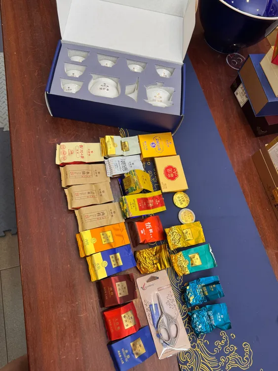 华祥苑华祥苑品鉴组合23种不同口味好茶