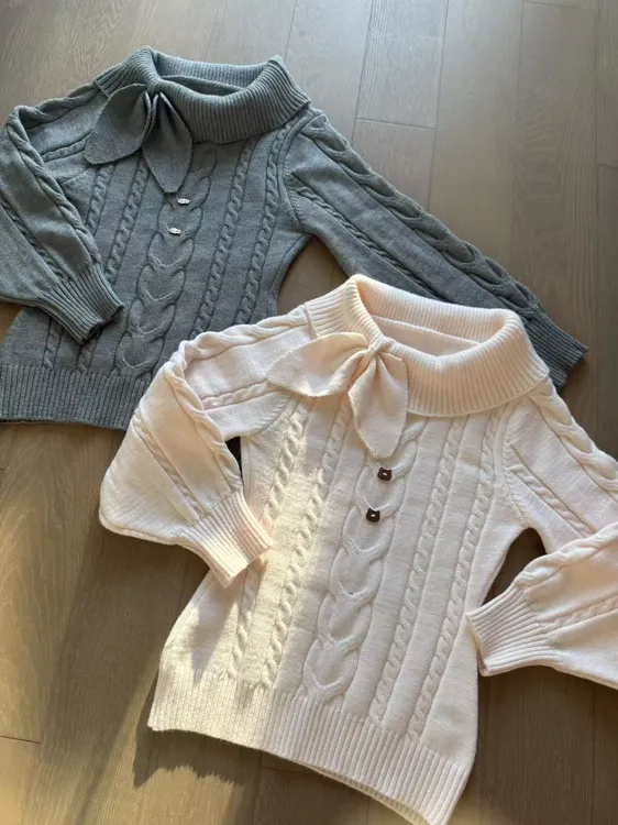 （这是雯雯）古早风秋叶兔儿圆领学院风甜美毛衣洋气