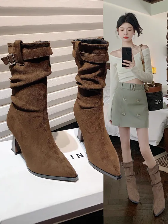 韩版时尚褶皱中筒细跟堆堆靴女2025春皮带扣绒面尖头高跟短靴