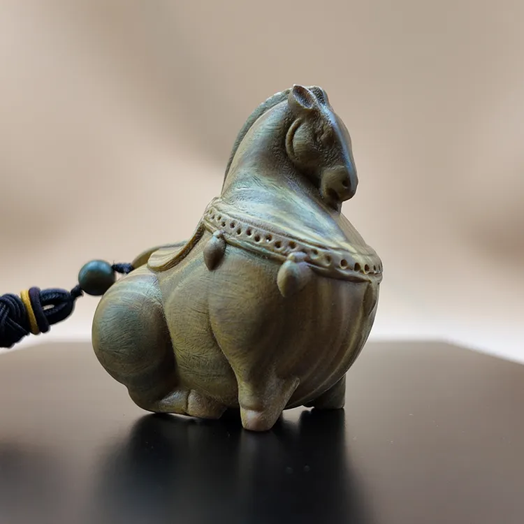 绿檀木雕刻唐马实木手把玩件随身盘玩马上有钱家居装饰挂件工艺品