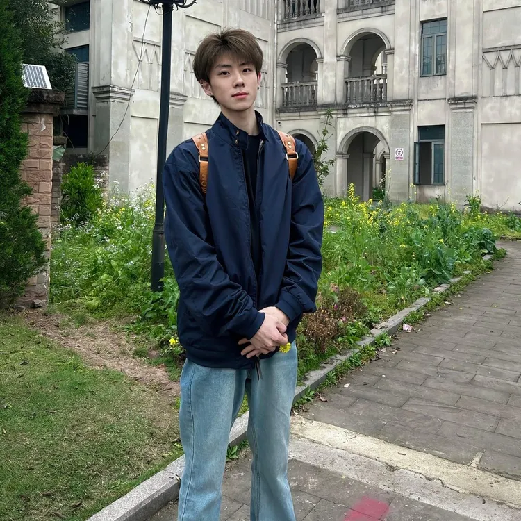 藏青色短款外套男款夏季薄款美式飞行夹克cleanfit潮牌立领棒球服