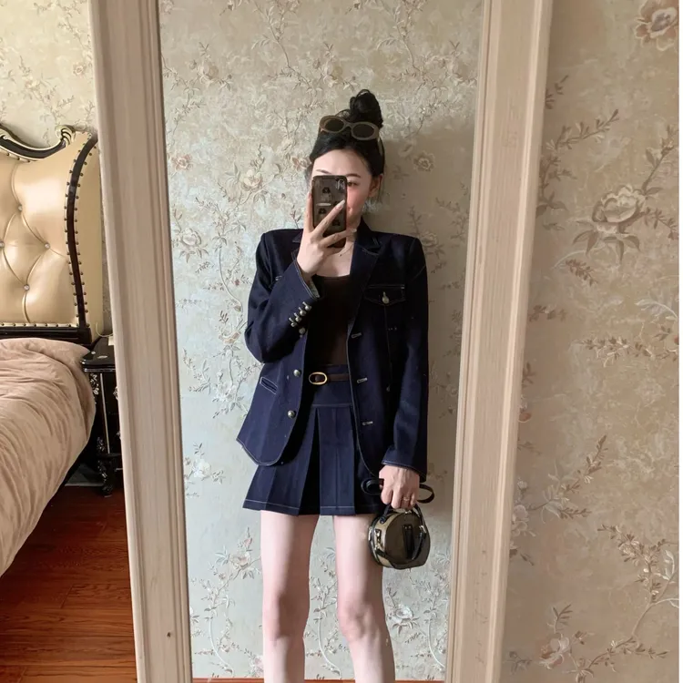 蓝色牛仔西装外套百褶短裙两件套女2025秋季新款独特超好看套装
