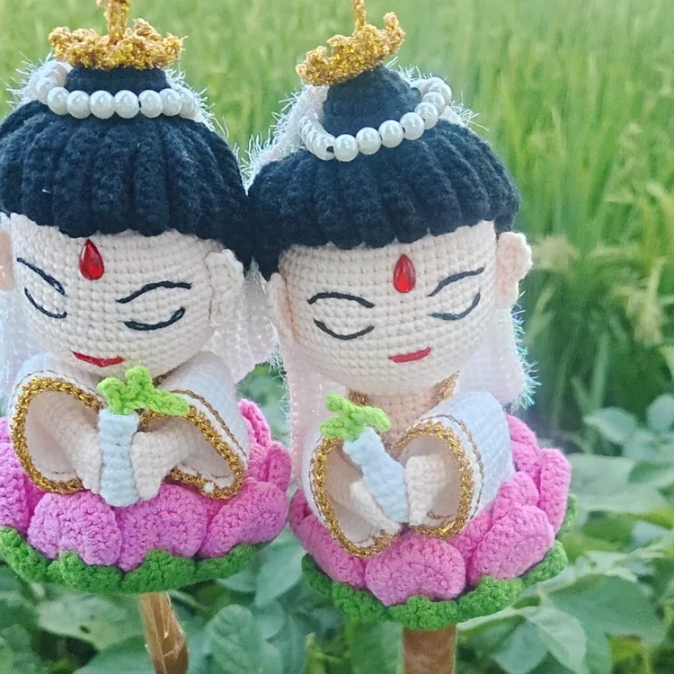 (成品）莲花小佛陀莲花观音车挂摆件玩偶挂件毛线做工精致礼物针织
