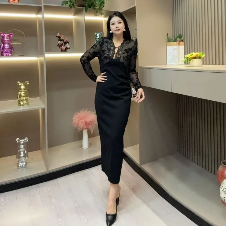 秋季连衣裙-冠 时尚纯欲风蕾丝拼接女人味显瘦款胖MM大码女装新款