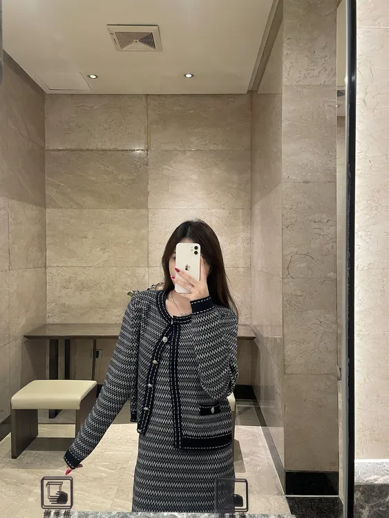 高级感小香风秋季针织套装高端轻奢女装气质女神范裙两件套女上衣