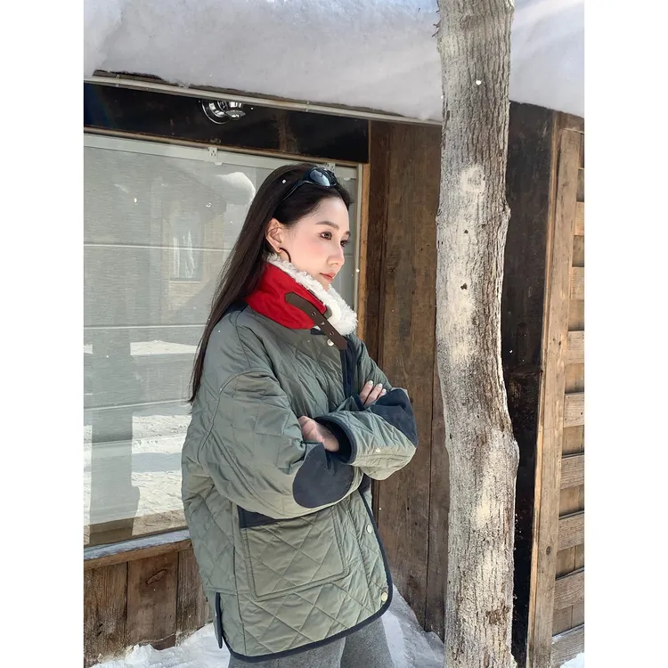 PH《北欧秘境》可拆卸毛领撞色菱形格骆驼绒绗缝棉服外套 PH6209