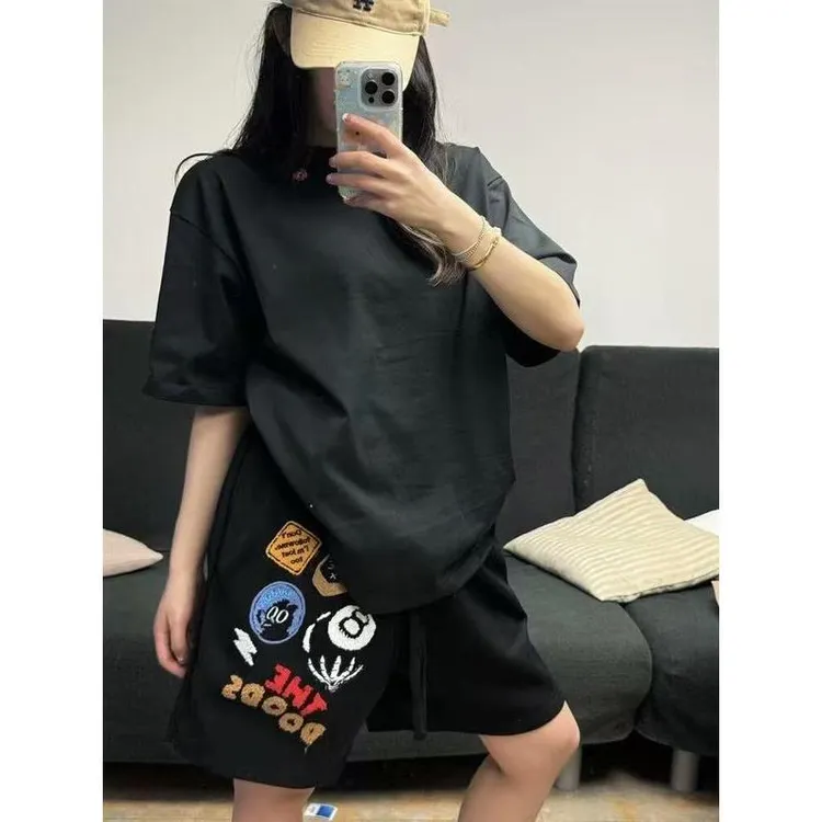 2025徽章字母印花卫裤短裤夏季美式篮球运动裤直筒五分跑步裤子潮
