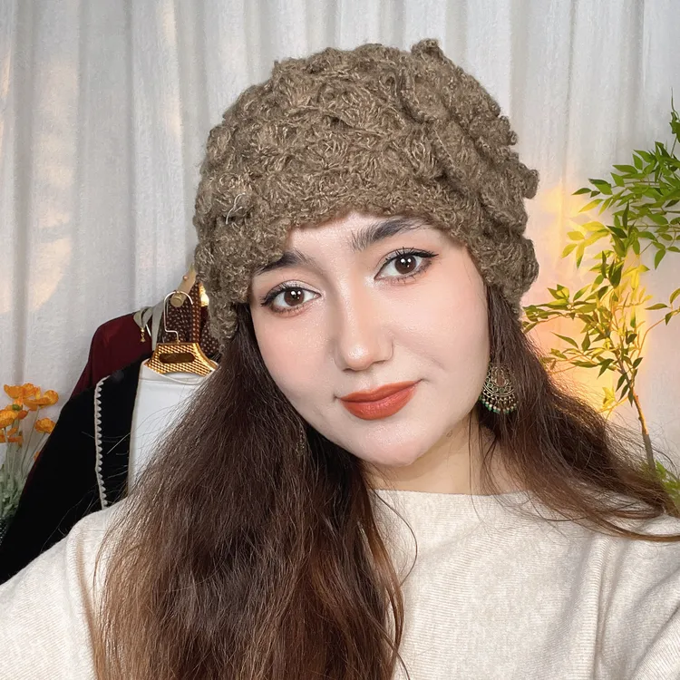 时尚百搭手工针织帽子顶包头帽秋冬花朵女帽子百搭侧面花帽子