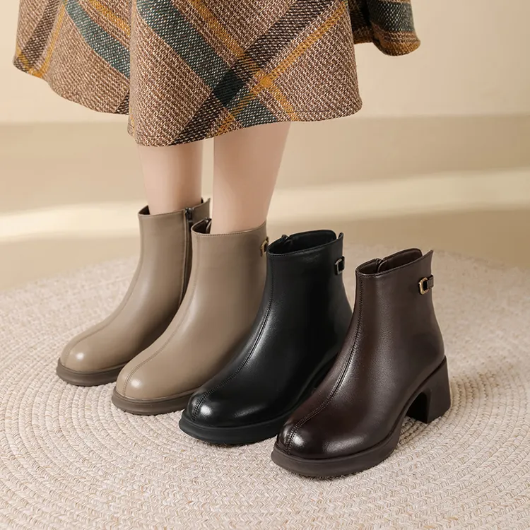 2025新款鞋子女款爆款显瘦加绒英伦厚底粗跟短靴女真皮冬季棉靴