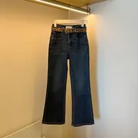 【婷婷推荐】25920 秋季时尚高腰女百搭直筒微喇水洗牛仔裤