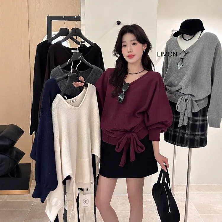 V领显瘦秋季百搭宽松氛围感V领绑带设计感蝙蝠袖针织衫女秋季